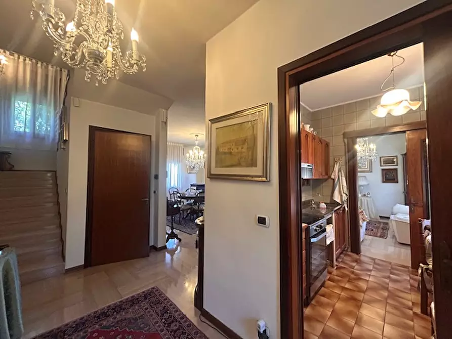 Immagine 13 di Casa bifamiliare in vendita  in Quartiere Abruzzo a Castelfranco Veneto