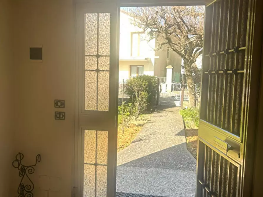 Immagine 12 di Appartamento in vendita  in VIA LOSSON CENTRO 2 a Meolo
