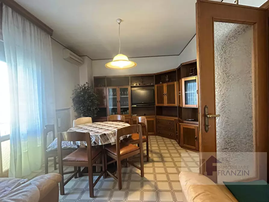 Immagine 19 di Appartamento in vendita  in VIA LOSSON CENTRO 2 a Meolo