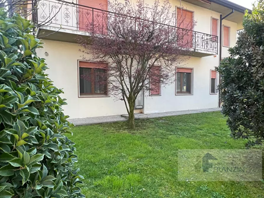 Immagine 3 di Appartamento in vendita  in VIA LOSSON CENTRO 4 a Meolo