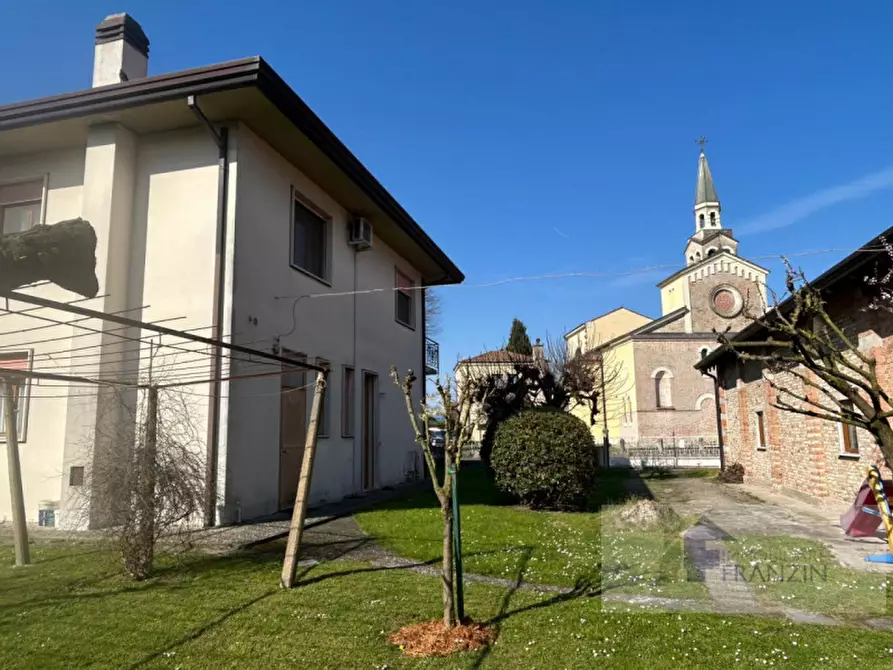 Immagine 4 di Appartamento in vendita  in VIA LOSSON CENTRO 4 a Meolo
