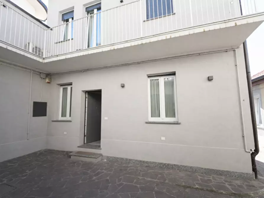 Immagine 5 di Appartamento in vendita  in via adua 7 a Biassono