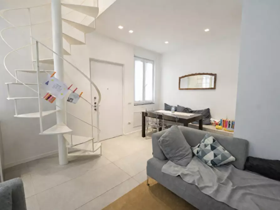 Immagine 10 di Appartamento in vendita  in via adua 7 a Biassono