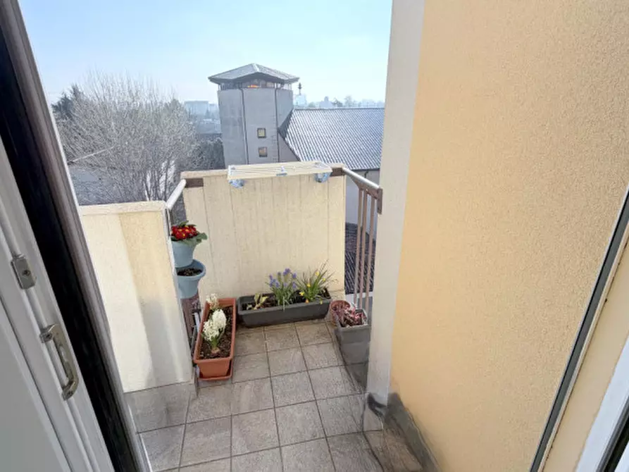 Immagine 2 di Appartamento in vendita  in VIA CORDENONS a Padova