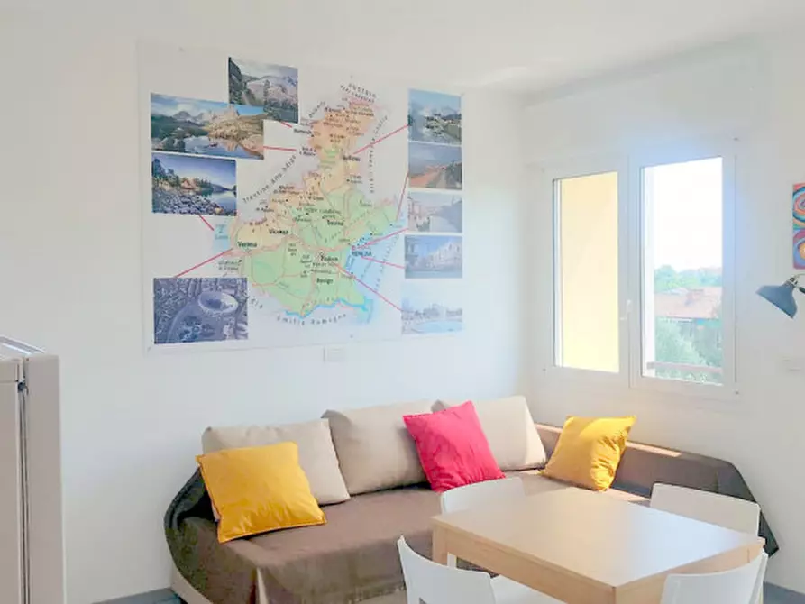 Immagine 4 di Appartamento in vendita  in VIA CORDENONS a Padova