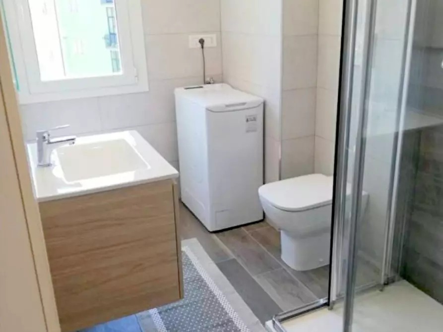 Immagine 12 di Appartamento in vendita  in VIA CORDENONS a Padova