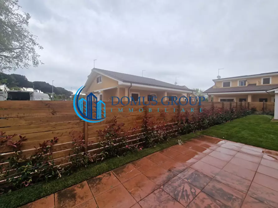 Immagine 14 di Villa in vendita  in Via della Luna a Ladispoli