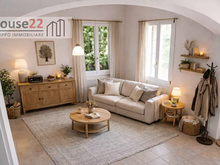 Immagine 1 di Casa indipendente in vendita  a Vicenza