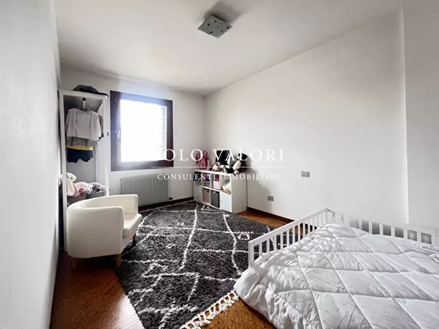 Immagine 7 di Casa trifamiliare in vendita  a Castelfranco Veneto