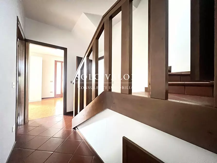 Immagine 10 di Casa trifamiliare in vendita  a Castelfranco Veneto