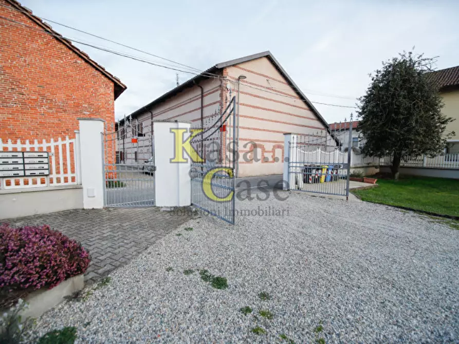 Immagine 4 di Appartamento in vendita  in Via Leinì  28 a Volpiano