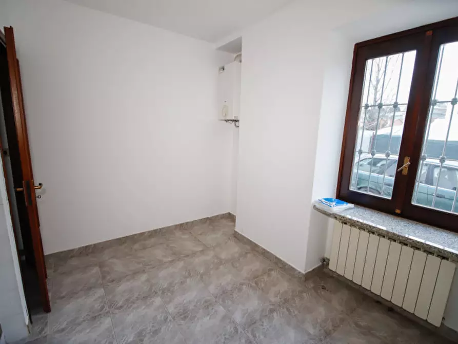 Immagine 11 di Appartamento in vendita  in Via Leinì  28 a Volpiano