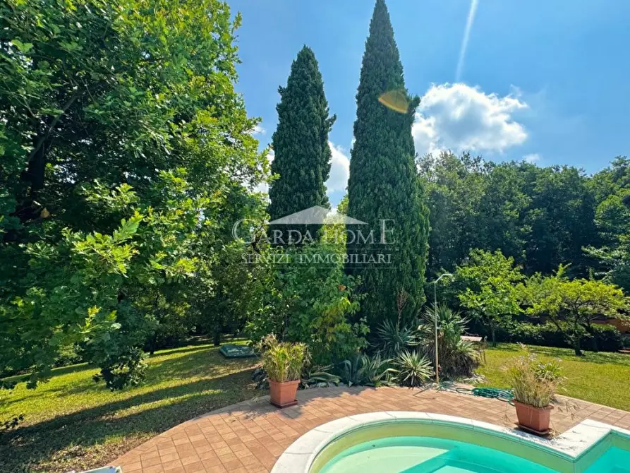 Immagine 15 di Villa in vendita  in Viale Guglielmo Marconi a Desenzano Del Garda
