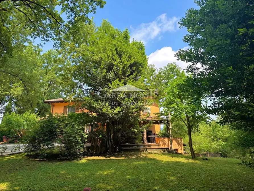 Immagine 17 di Villa in vendita  in Viale Guglielmo Marconi a Desenzano Del Garda