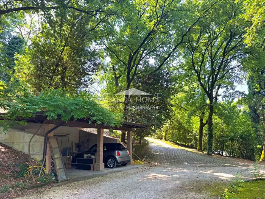Immagine 21 di Villa in vendita  in Viale Guglielmo Marconi a Desenzano Del Garda