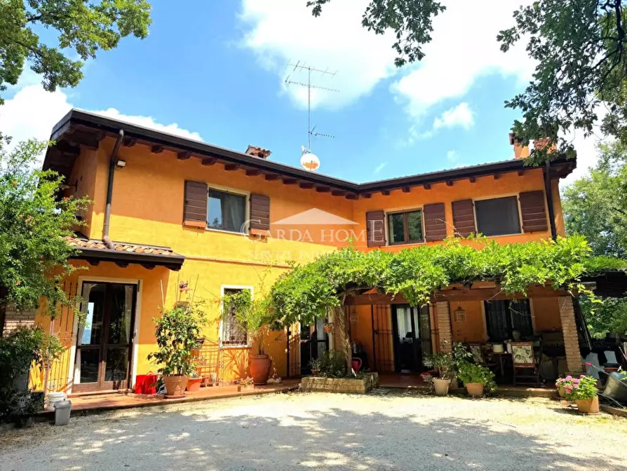Immagine 25 di Villa in vendita  in Viale Guglielmo Marconi a Desenzano Del Garda