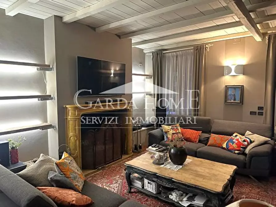 Immagine 32 di Villa in vendita  in Viale Guglielmo Marconi a Desenzano Del Garda