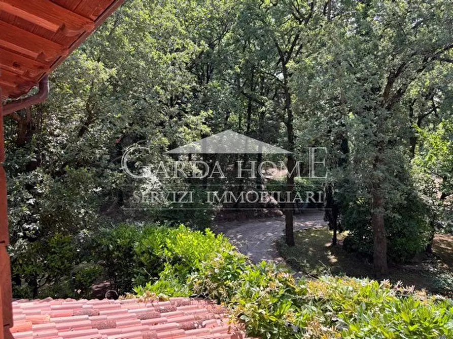 Immagine 41 di Villa in vendita  in Viale Guglielmo Marconi a Desenzano Del Garda