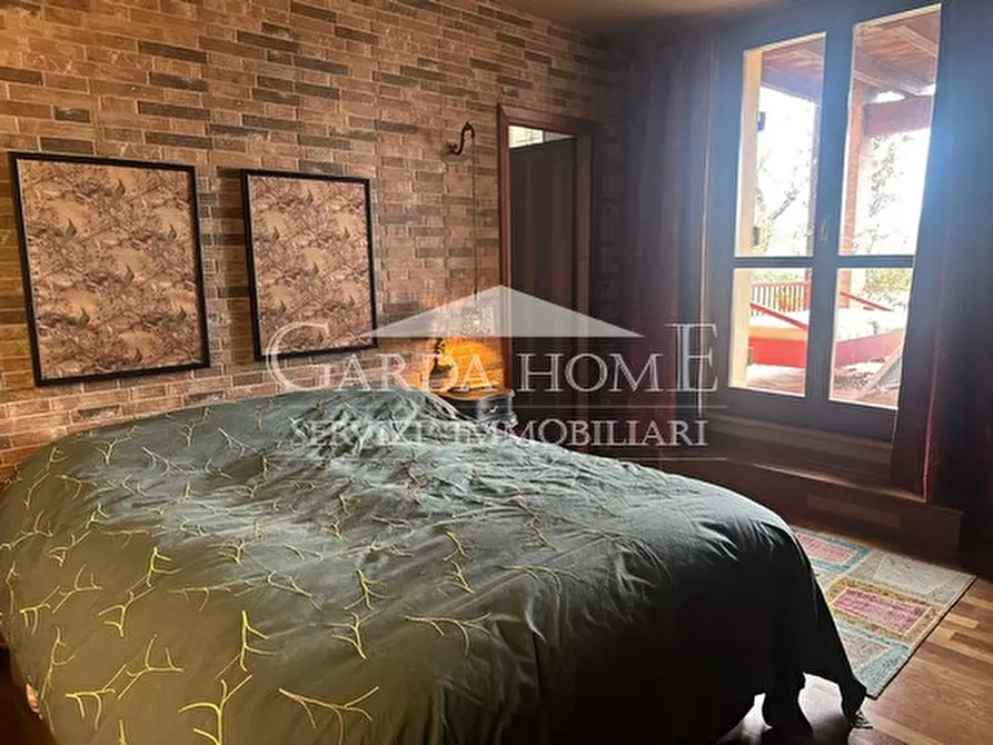 Immagine 47 di Villa in vendita  in Viale Guglielmo Marconi a Desenzano Del Garda