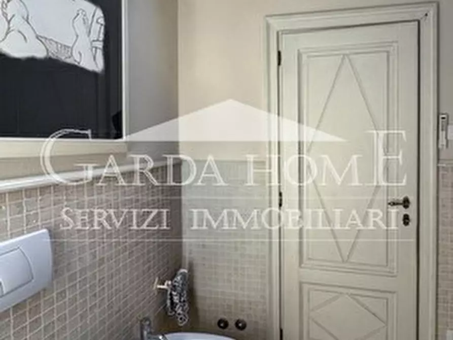 Immagine 58 di Villa in vendita  in Viale Guglielmo Marconi a Desenzano Del Garda