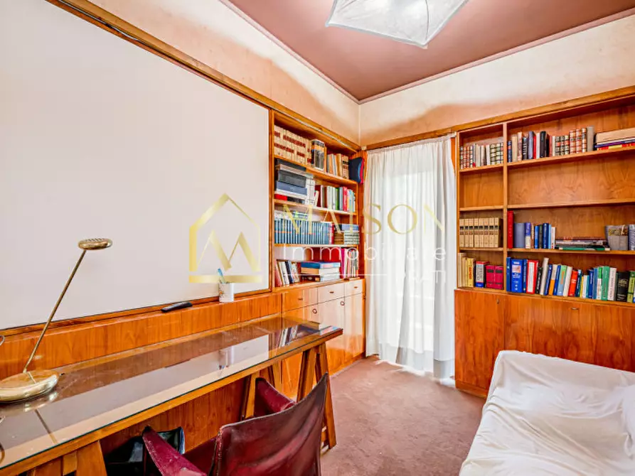 Immagine 18 di Appartamento in vendita  in Via dei Colli della Farnesina a Roma