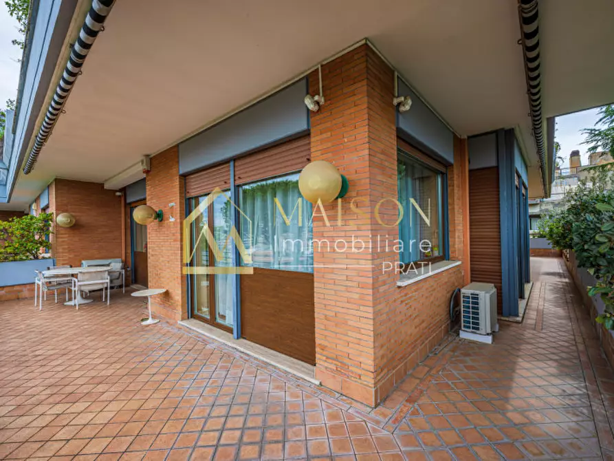 Immagine 28 di Appartamento in vendita  in Via dei Colli della Farnesina a Roma