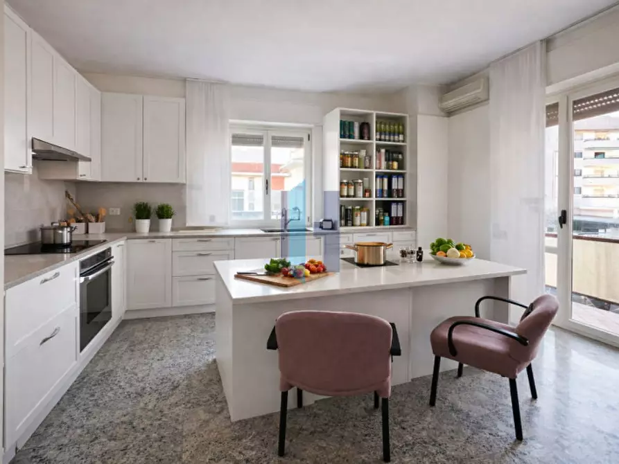 Immagine 5 di Ufficio in vendita  in Piazzale Gabrio Maria Nava 9 a Brescia