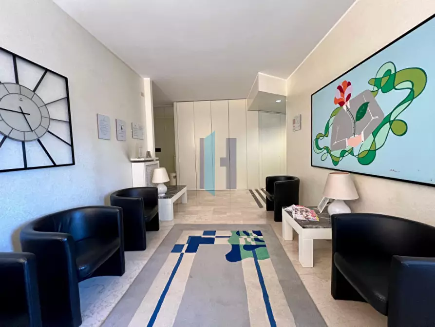 Immagine 12 di Ufficio in vendita  in Piazzale Gabrio Maria Nava 9 a Brescia