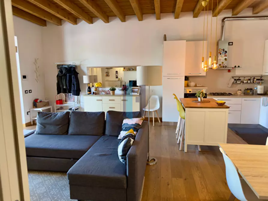 Immagine 3 di Appartamento in vendita  in Via San Benedetto 3 a Brescia