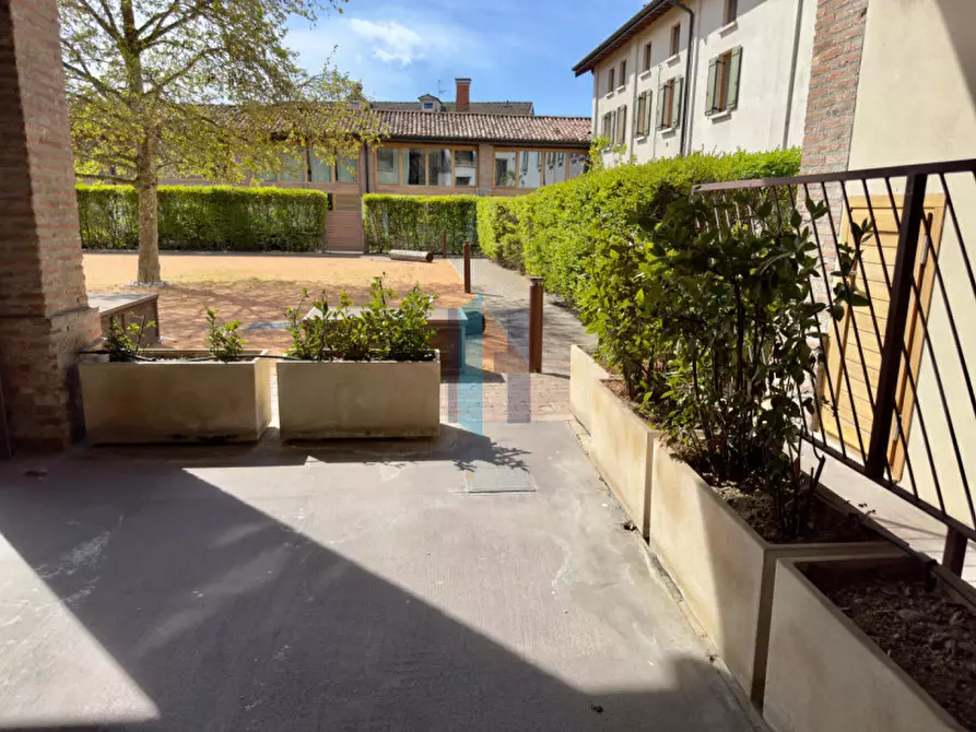 Immagine 27 di Appartamento in vendita  in Via San Benedetto 3 a Brescia