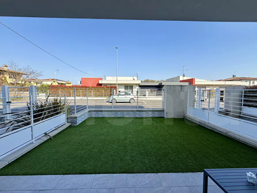 Immagine 5 di Appartamento in vendita  in via Gritti 14C a Montichiari