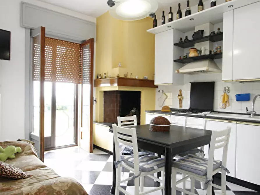 Immagine 14 di Appartamento in vendita  in Via Provinciale Matino a Parabita