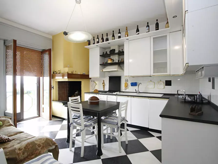 Immagine 30 di Appartamento in vendita  in Via Provinciale Matino a Parabita