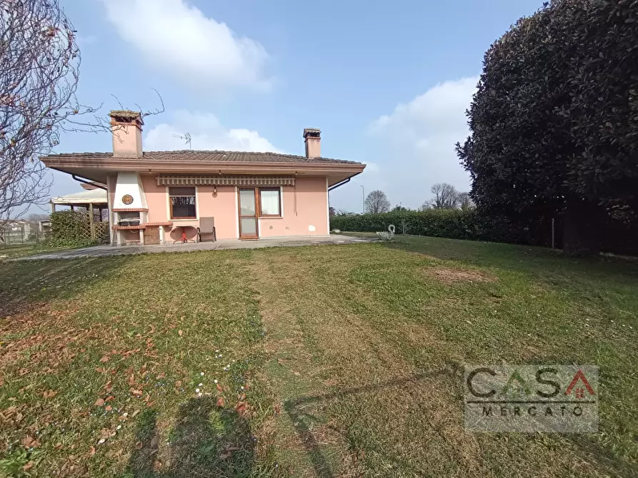 Immagine 4 di Casa indipendente in vendita  in Via Macillis 18 a Vivaro