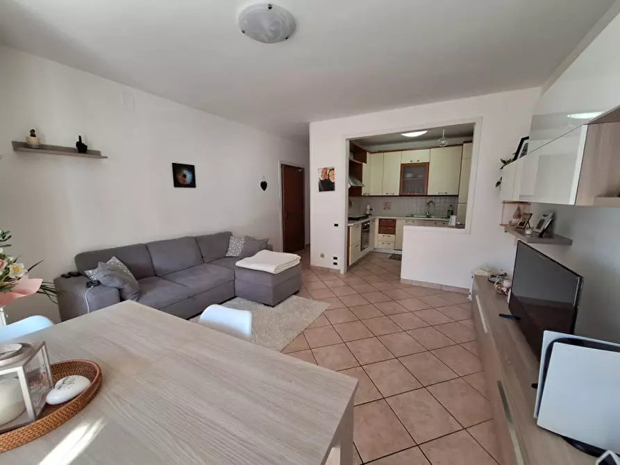 Immagine 3 di Appartamento in vendita  in via Bettini a Trento