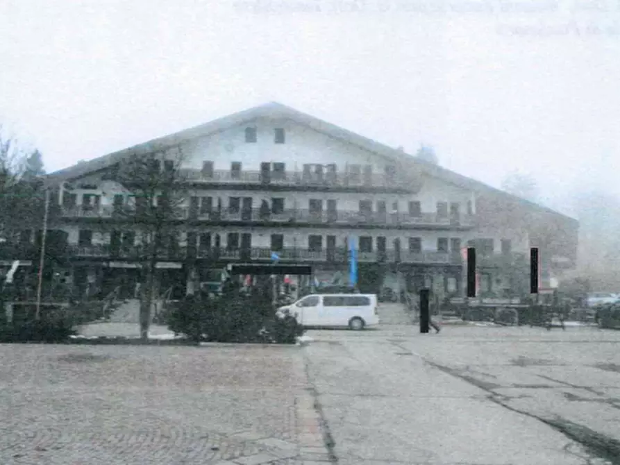 Immagine 1 di Appartamento in vendita  in Piazzale Mario Della Puppa a Aviano