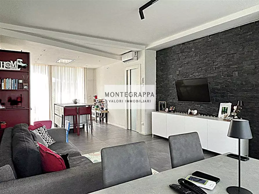 Immagine 1 di Villetta a schiera in vendita  in Via Enrico Fermi a Vedelago