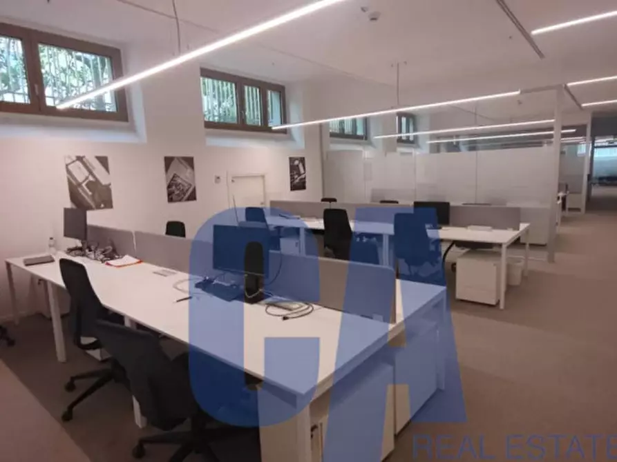 Immagine 1 di Ufficio in affitto  in VIA RAVIZZA CARLO a Milano