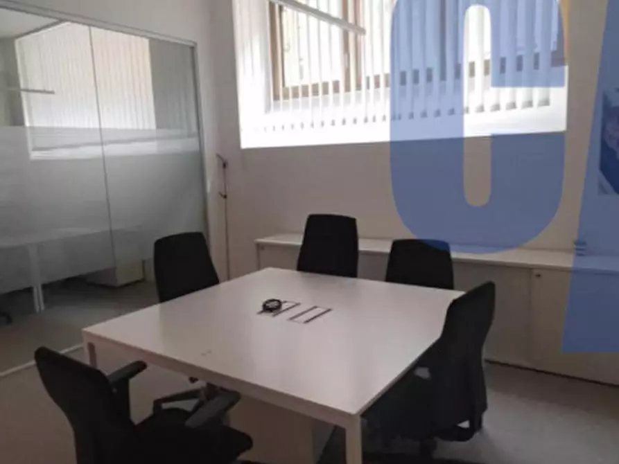 Immagine 11 di Ufficio in affitto  in VIA RAVIZZA CARLO a Milano