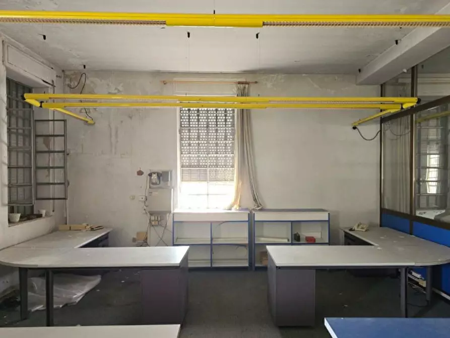 Immagine 5 di Capannone industriale in vendita  in Via Padre Girolamo Apolloni, 36010 Carrè VI, Italia a Carrè