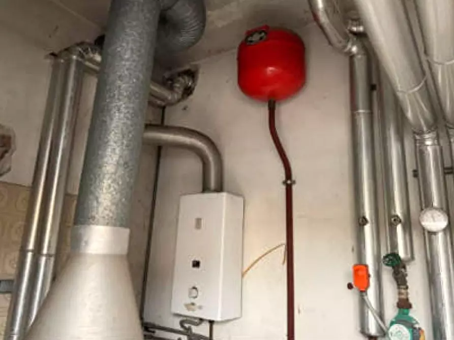 Immagine 18 di Capannone industriale in vendita  in Via Padre Girolamo Apolloni, 36010 Carrè VI, Italia a Carrè