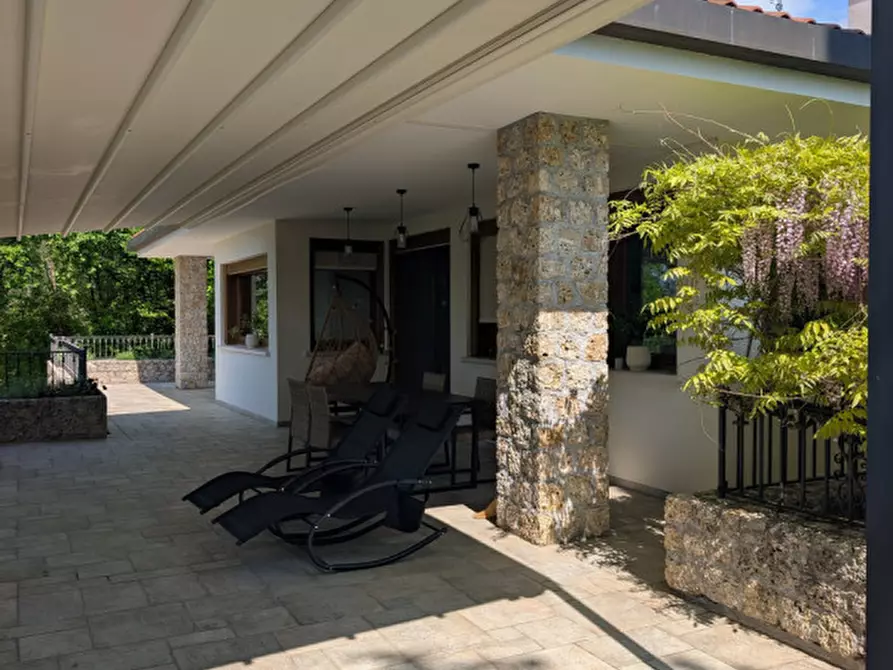 Immagine 4 di Villa in vendita  a San Pietro Di Feletto