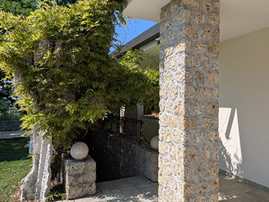 Immagine 65 di Villa in vendita  a San Pietro Di Feletto