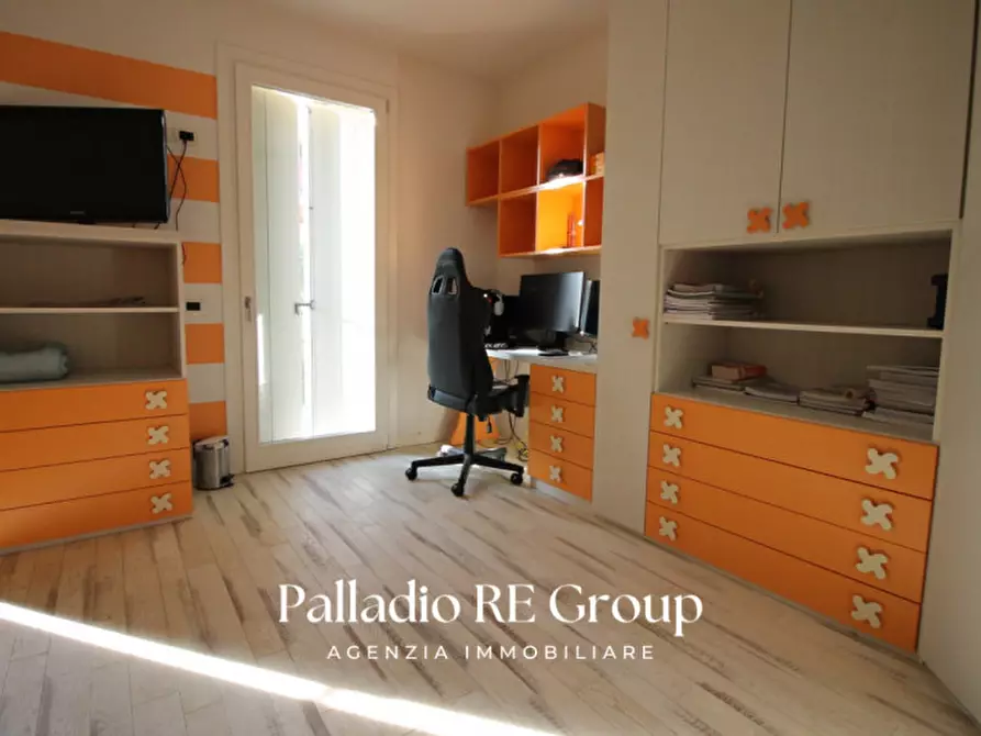 Immagine 9 di Casa bifamiliare in vendita  in Via Europa a Altavilla Vicentina