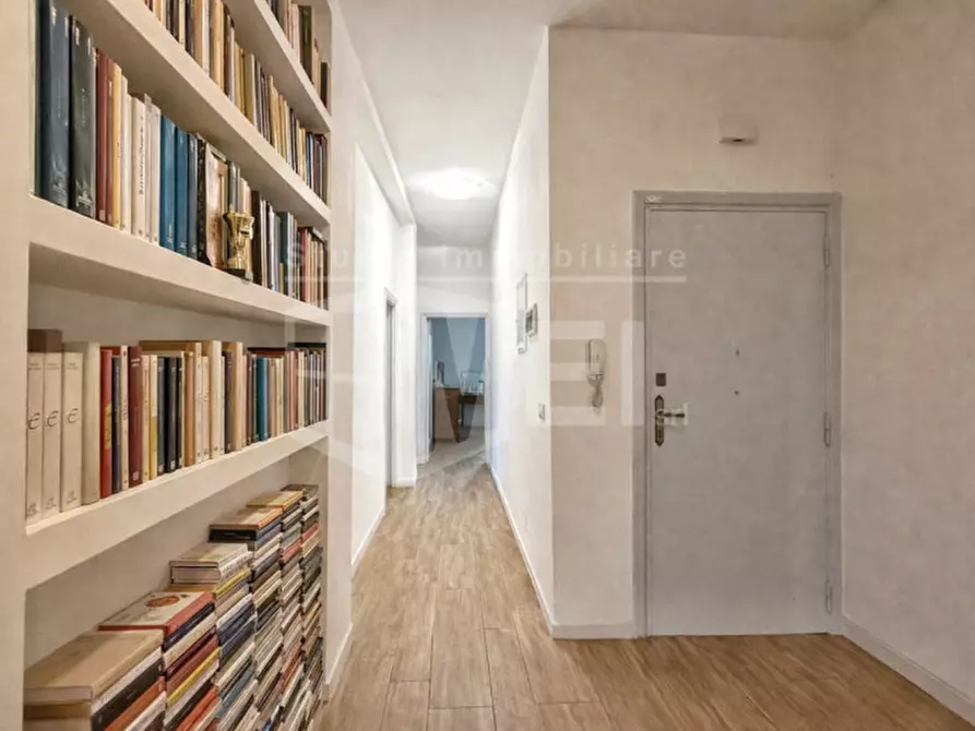 Immagine 3 di Appartamento in vendita  in VIA TEMISTOCLE GUERRAZZI a Livorno