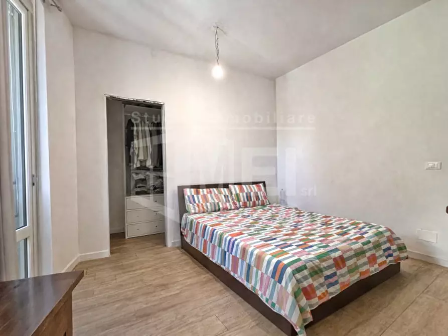 Immagine 17 di Appartamento in vendita  in VIA TEMISTOCLE GUERRAZZI a Livorno