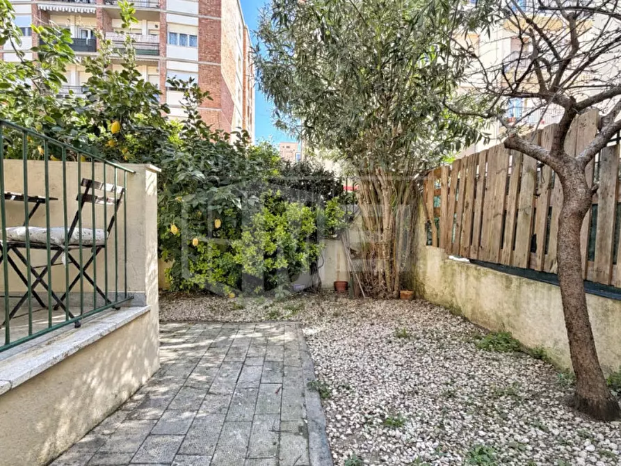 Immagine 22 di Appartamento in vendita  in VIA TEMISTOCLE GUERRAZZI a Livorno