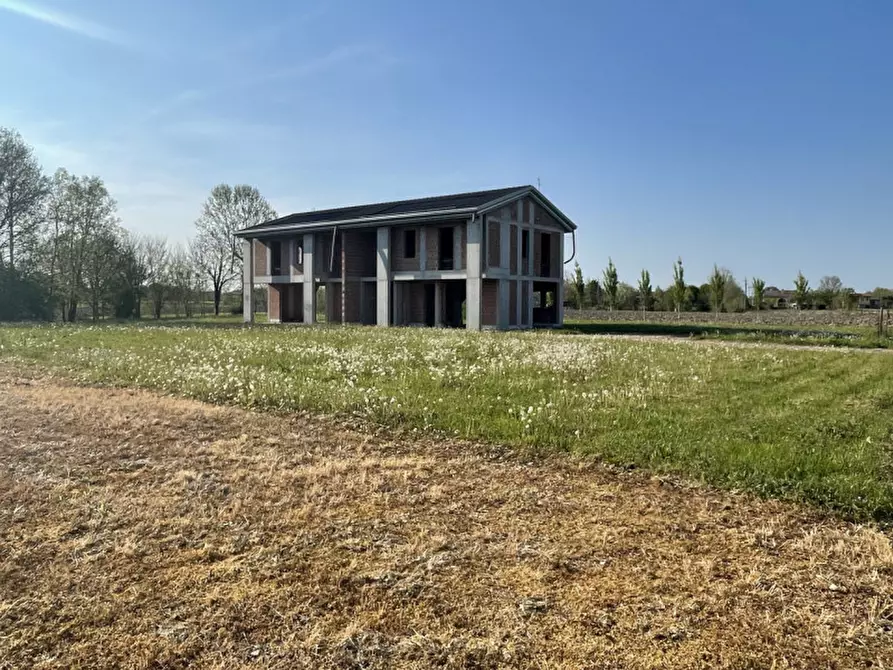 Immagine 6 di Casa bifamiliare in vendita  in Vigonvo Via Giovanni Pascoli a Vigonovo