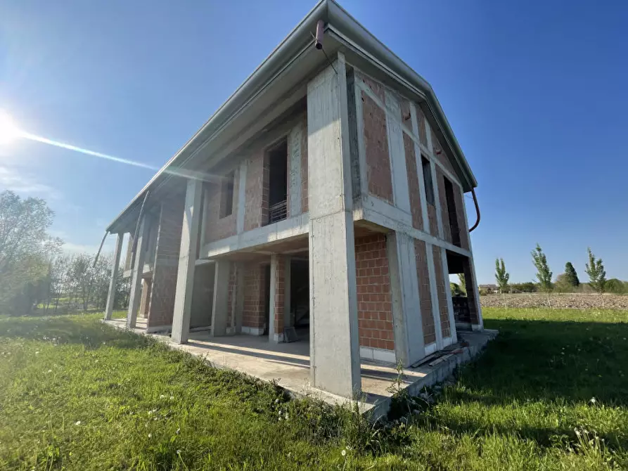 Immagine 9 di Casa bifamiliare in vendita  in Vigonvo Via Giovanni Pascoli a Vigonovo