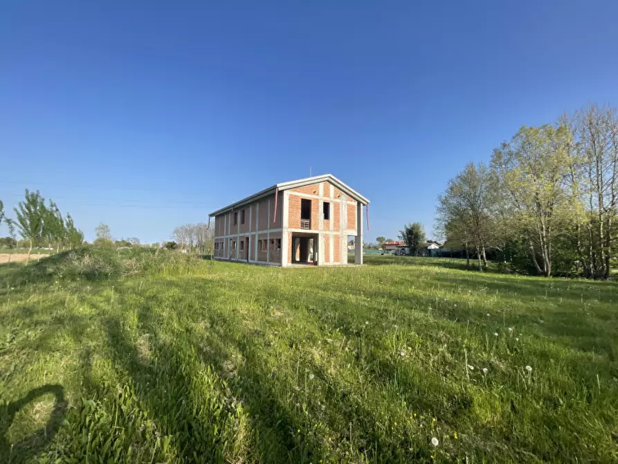 Immagine 23 di Casa bifamiliare in vendita  in Vigonvo Via Giovanni Pascoli a Vigonovo